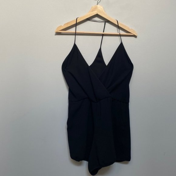 Aritzia Wilfred Black Shorts Romper Size XS - Picture 1 of 6